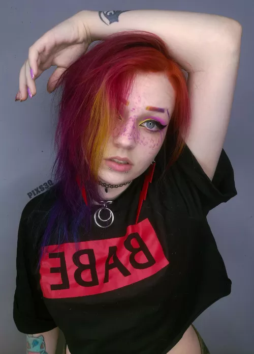 hi sweethearts, I'm new here 🌺💜 what's up? ✨