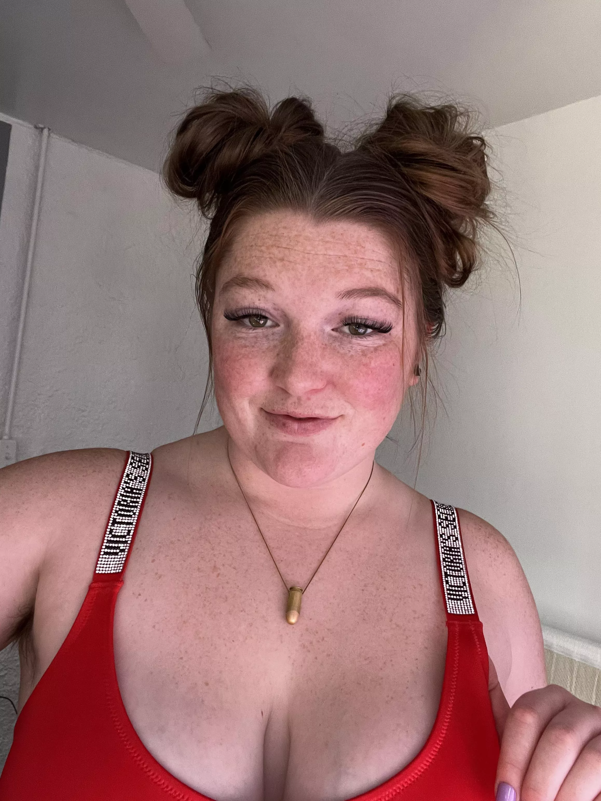 Hope you like freckled babes😋