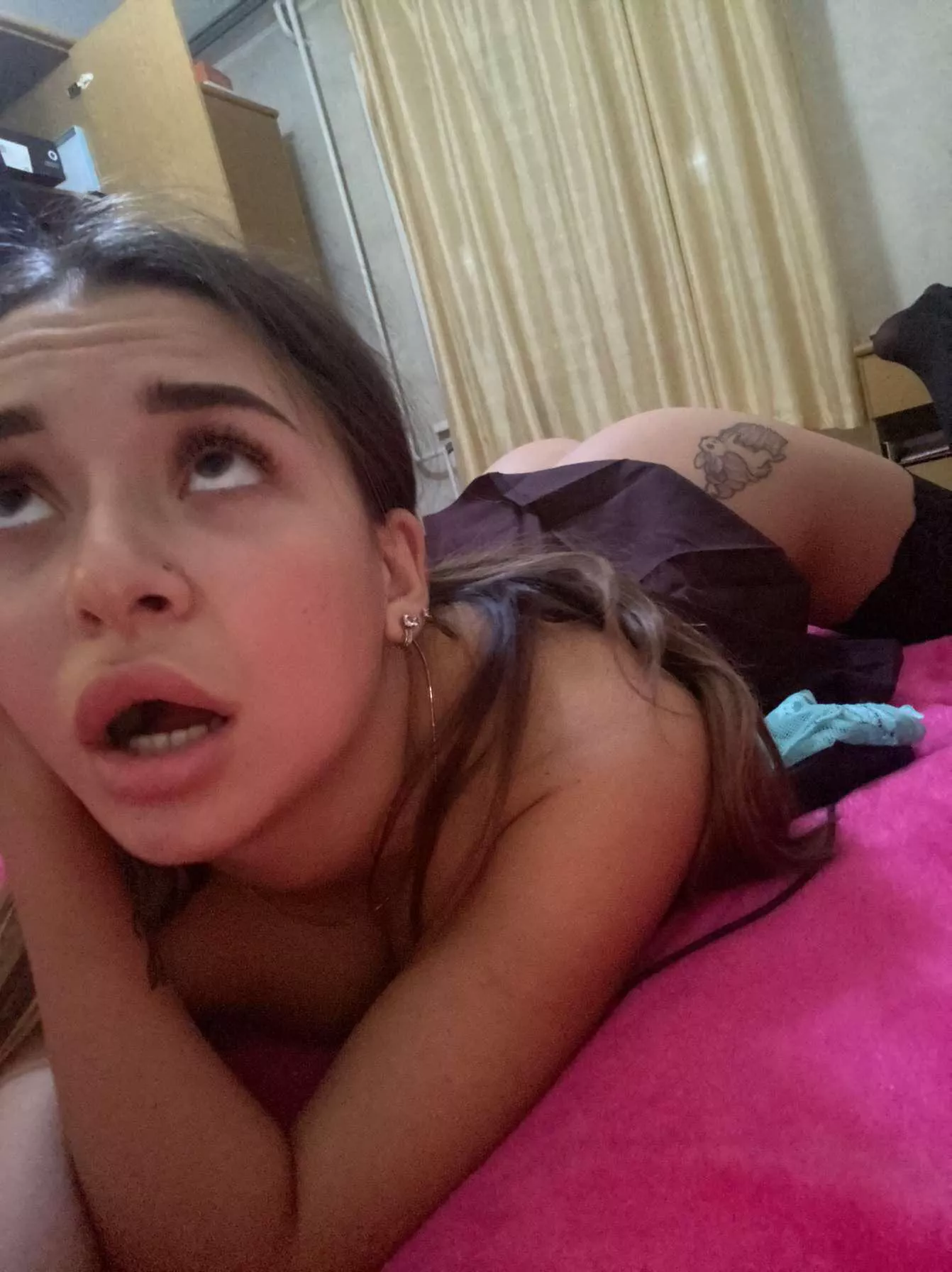 Horny little devil here 😈 Ready to spend some naughty time with me? [SELLING]Sexting Sessions/Nudes/HD Videos/Daily or long term GFE😜Hurry up and text me on kik/snap:Minniehot01