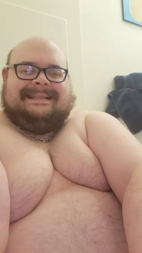 horny superchub looking for younger guys 18÷
