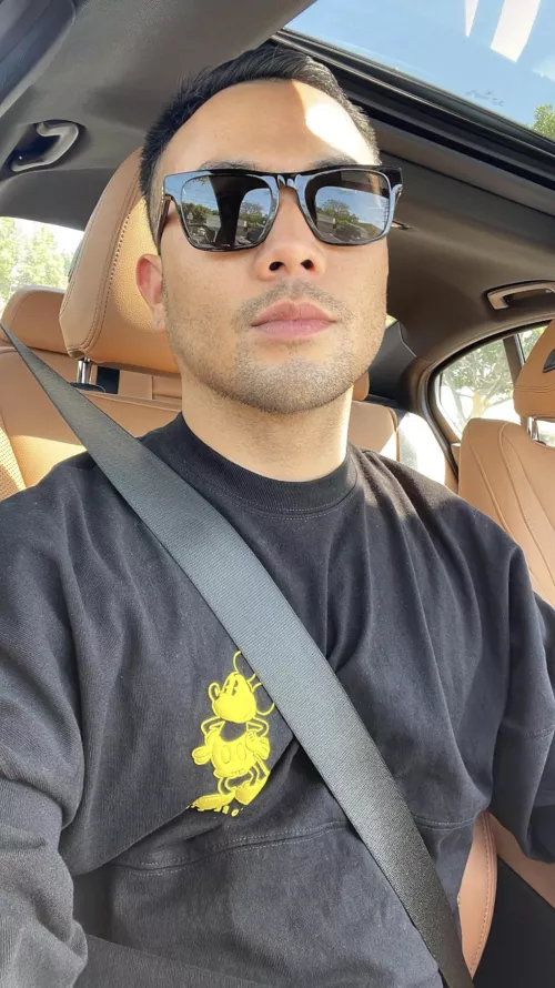 Hot day. Long sleeves. Disney Day.