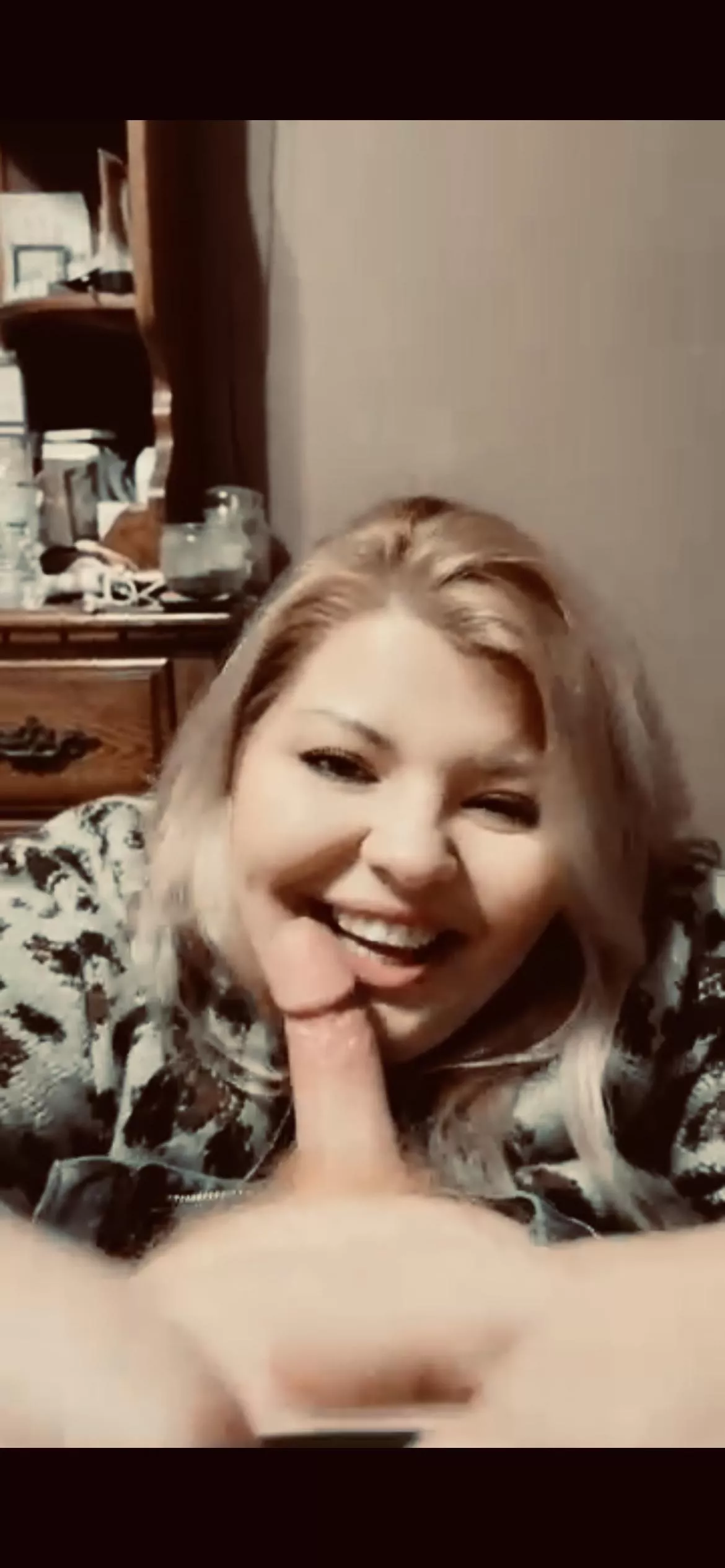 How could you not be this happy with that in your face, he’s perfect 😍