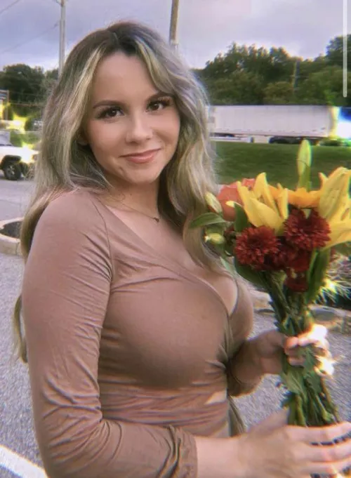 I bet those flowers smell amazing