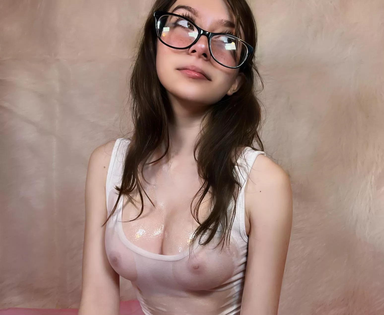 I found this girl on Twitter a while ago and I can’t remember her name, anyone know?