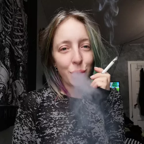 I got sick as soon as I announced my return of course - but here I am again! Still. 😜 I got sick as soon as I announced my return of course - but here I am again! Still. 😜