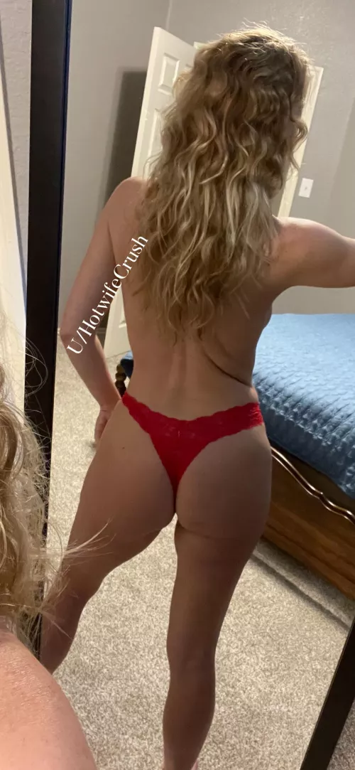 I got your Thursday thong right here (F) 45