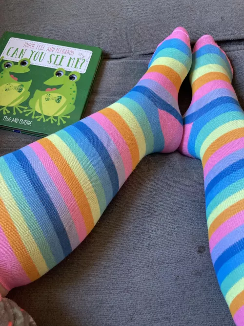 I gotta be big today but for now, I get to be wittle 🥰