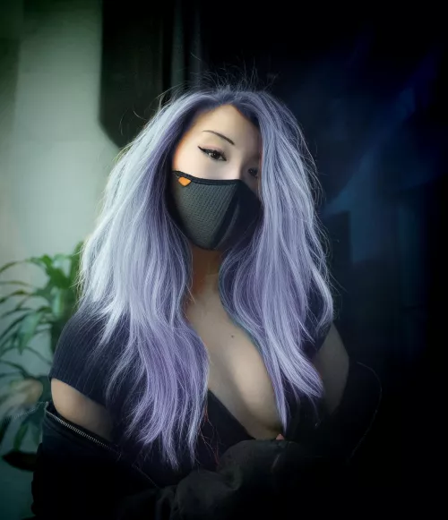 I guess the cleavage is not enough for you right?