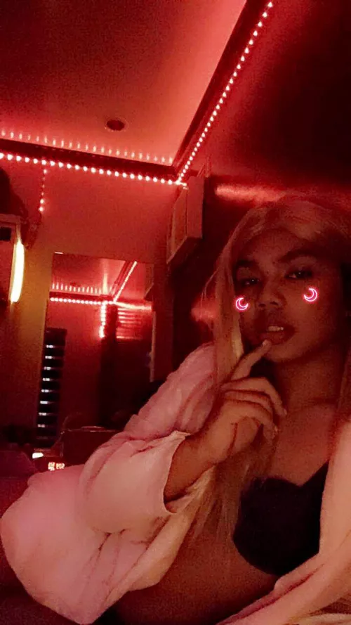 I heard this sub is for asian ladyboys hehe hi 😈