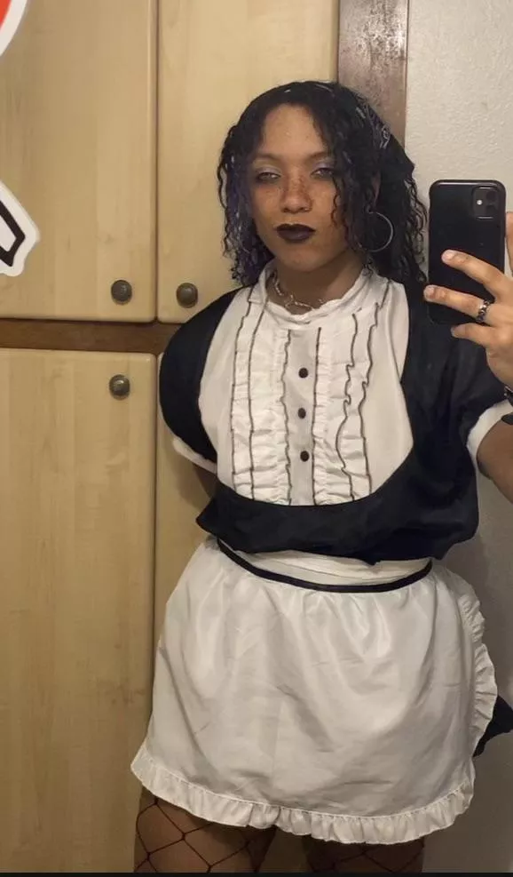 I just got this and wanted to show it off, since I’ll never have the occasion to wear it.