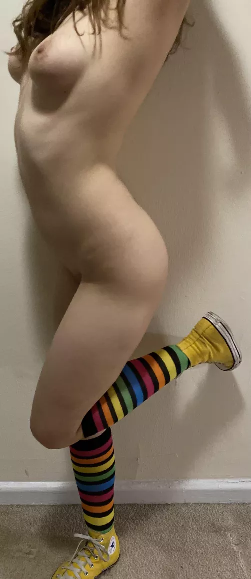 I keep the socks and shoes on when I fuck guys in the bar bathroom