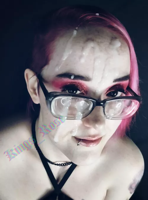 I love taking a Facial with my glasses still on... I can watch each yummy rope as it comes...