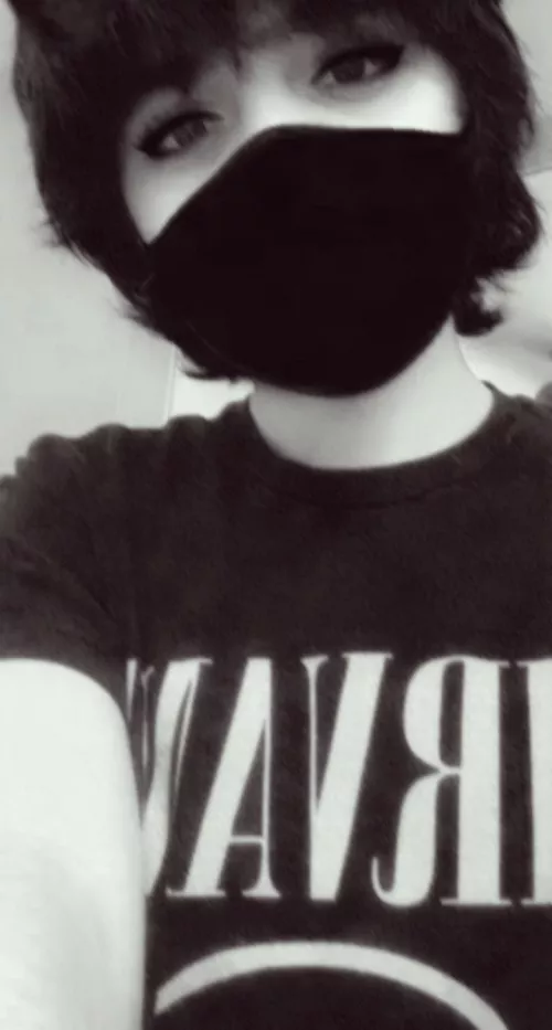 I luv you all!! (≧◡≦) keep being the adorable femboys i know you are! 🖤🤍