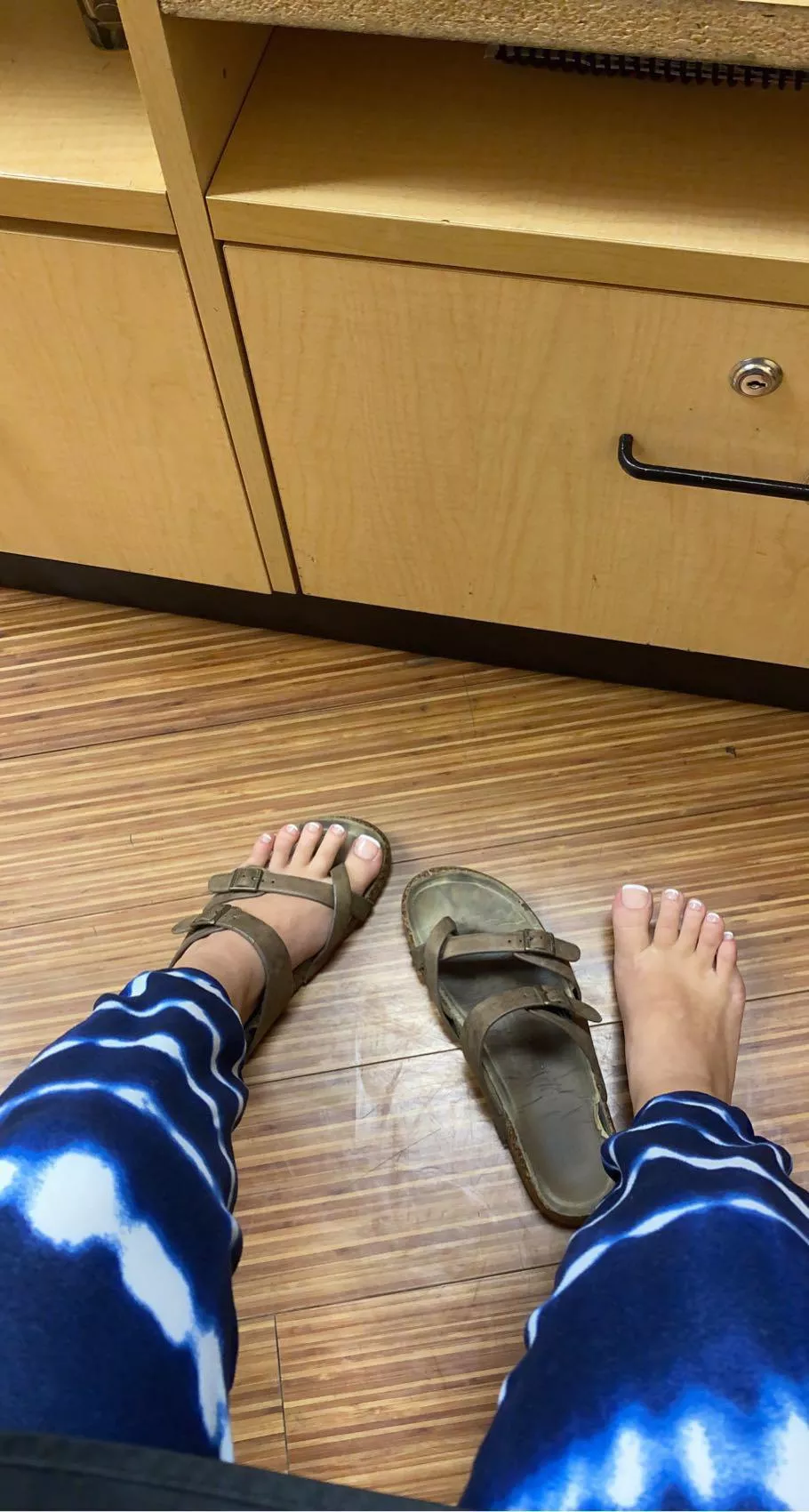 I miss my sandals๐๐ I miss my sandals๐๐