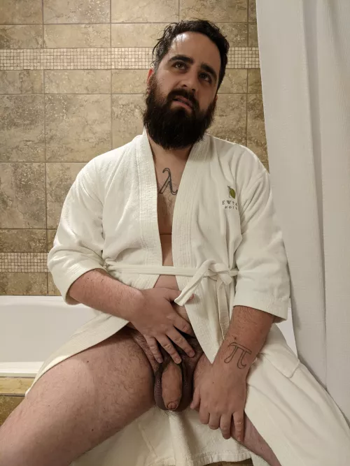 I need a hotel friend. Any takers?