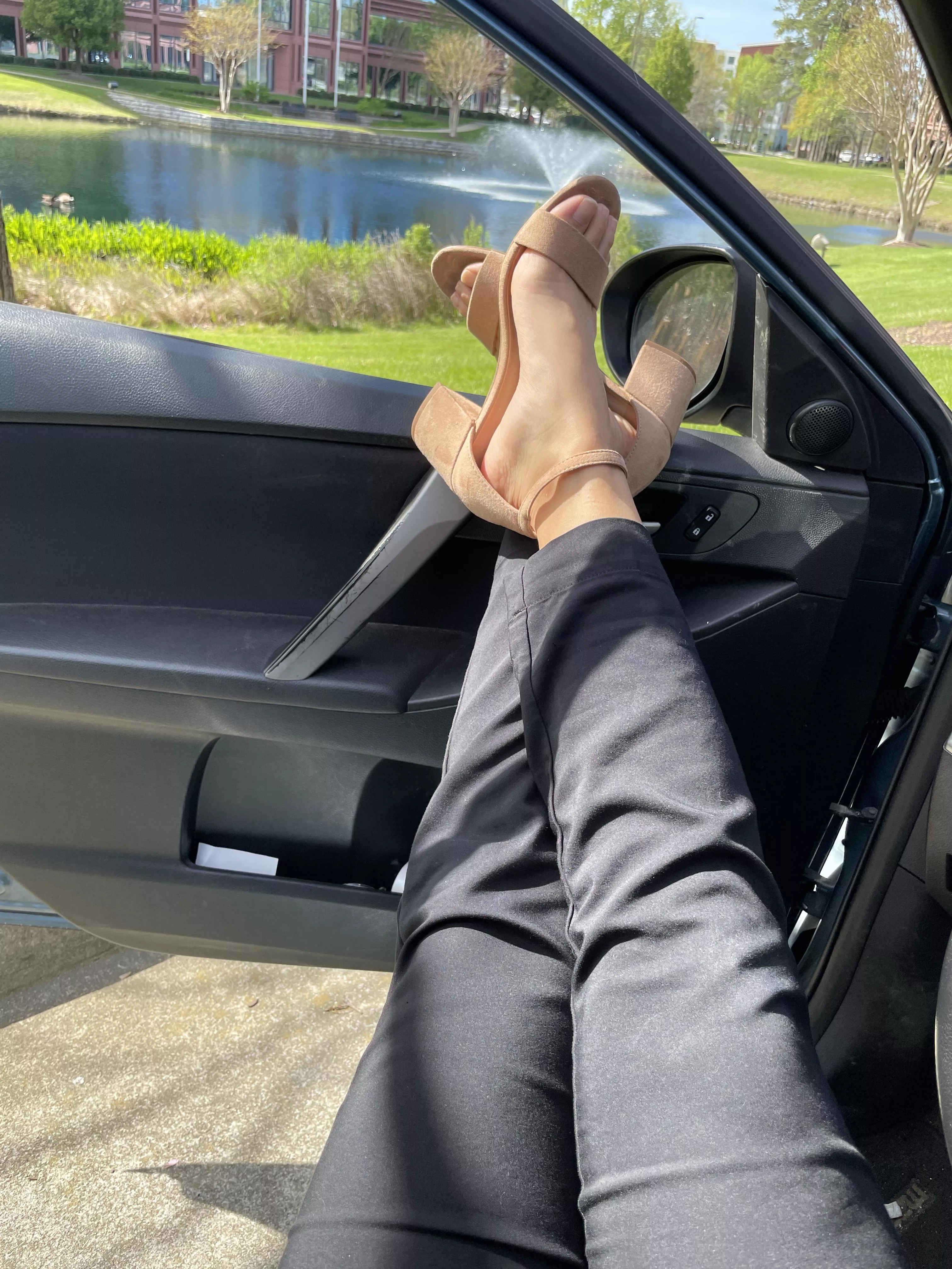 I need a pedicure so bad 🥺😈