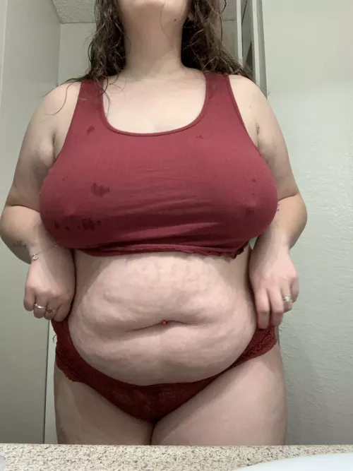 I need a threesome, any volunteers? 😚😚😚