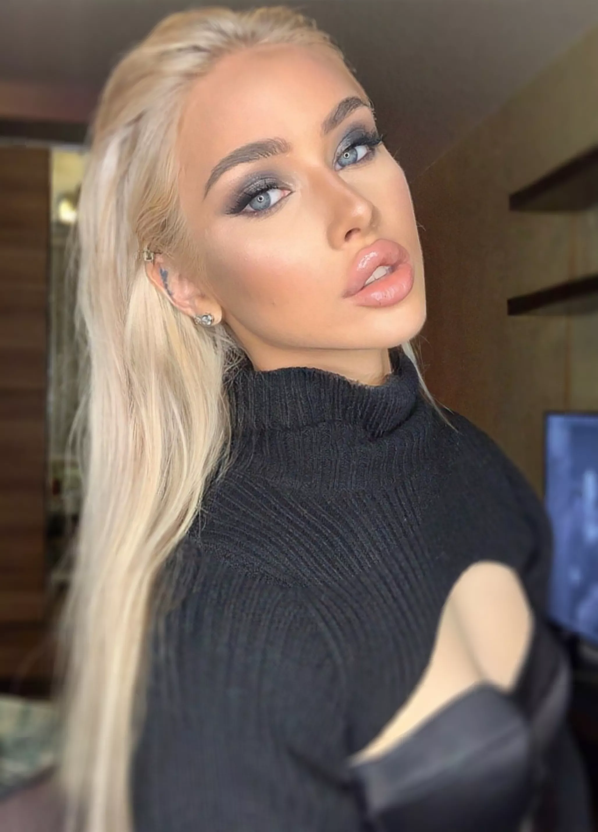 I need some of your cock right now. 😜😈