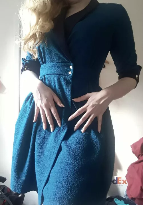 I think this works well on my hourglass figure…What do you think?