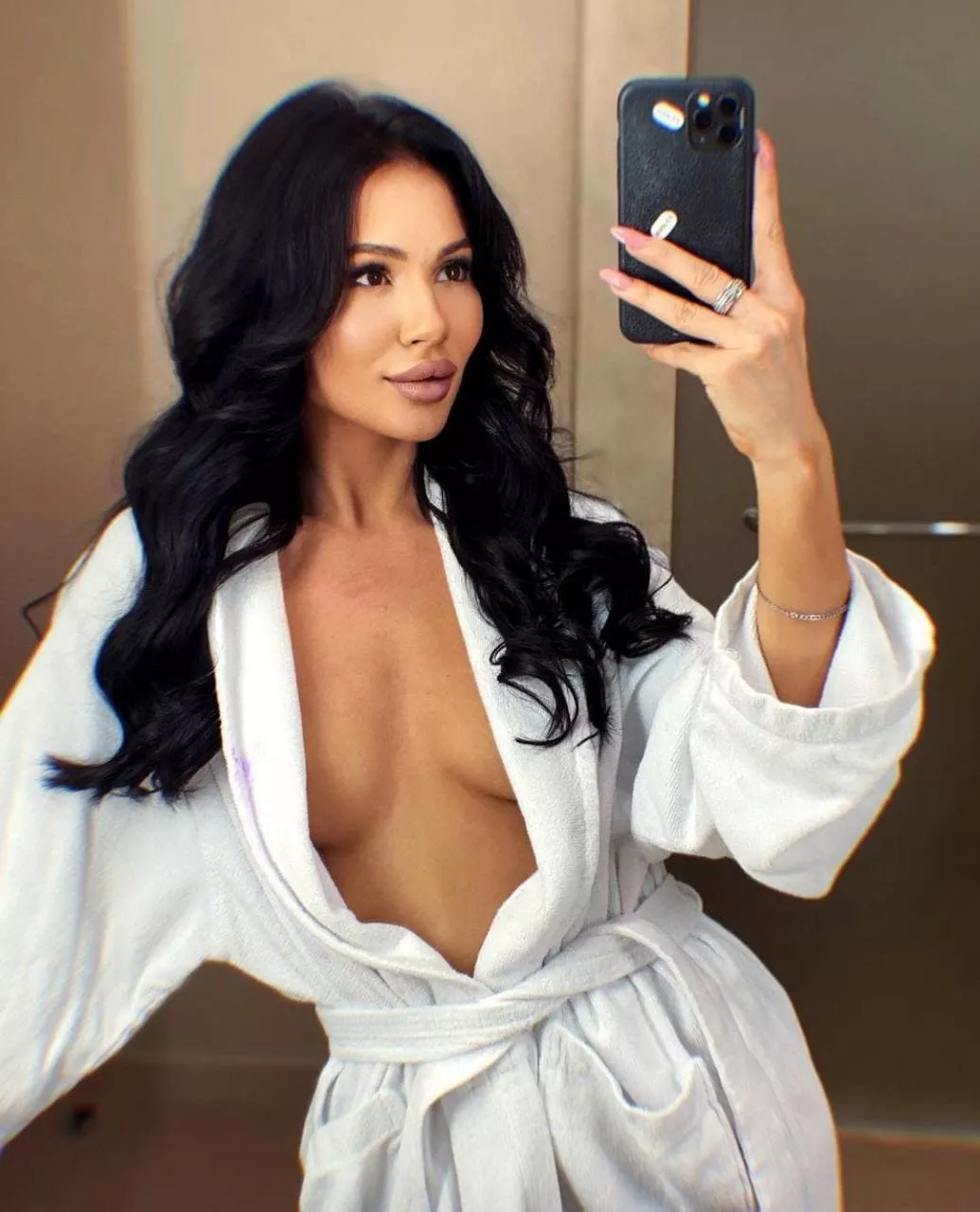 I wanna dance with you right now