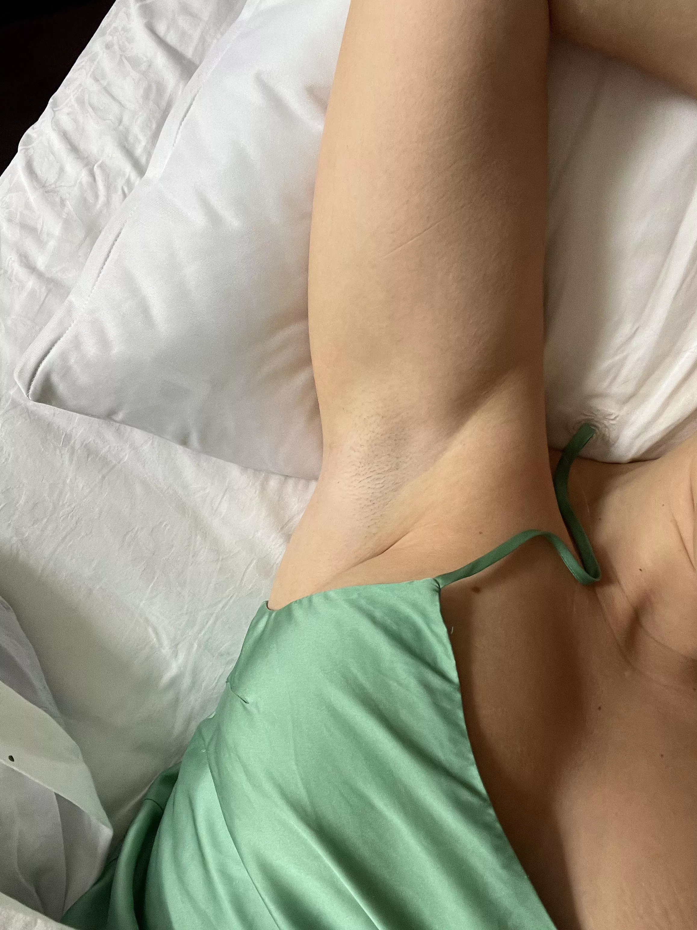 I wanna feel your tongue 👅