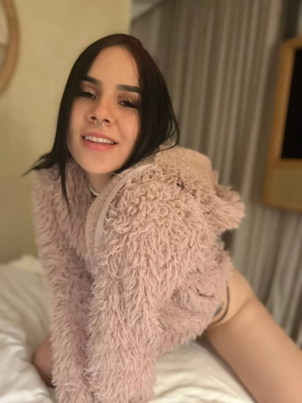 I wanna let one lucky Redditor cum on my ass multiple times 😜