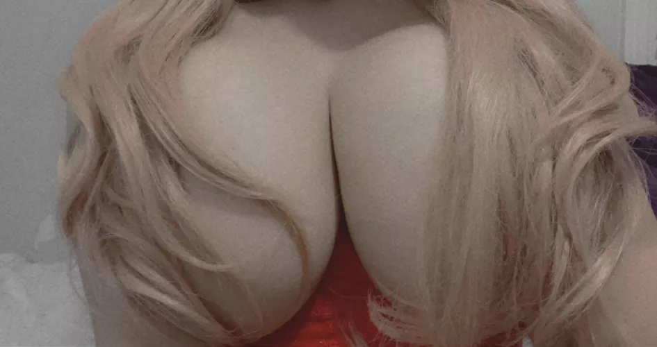 If you can guess my cup size I’ll give you a prize