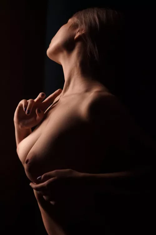 If you give me a creampie I'll let you play on the PS5 | Check comments for more