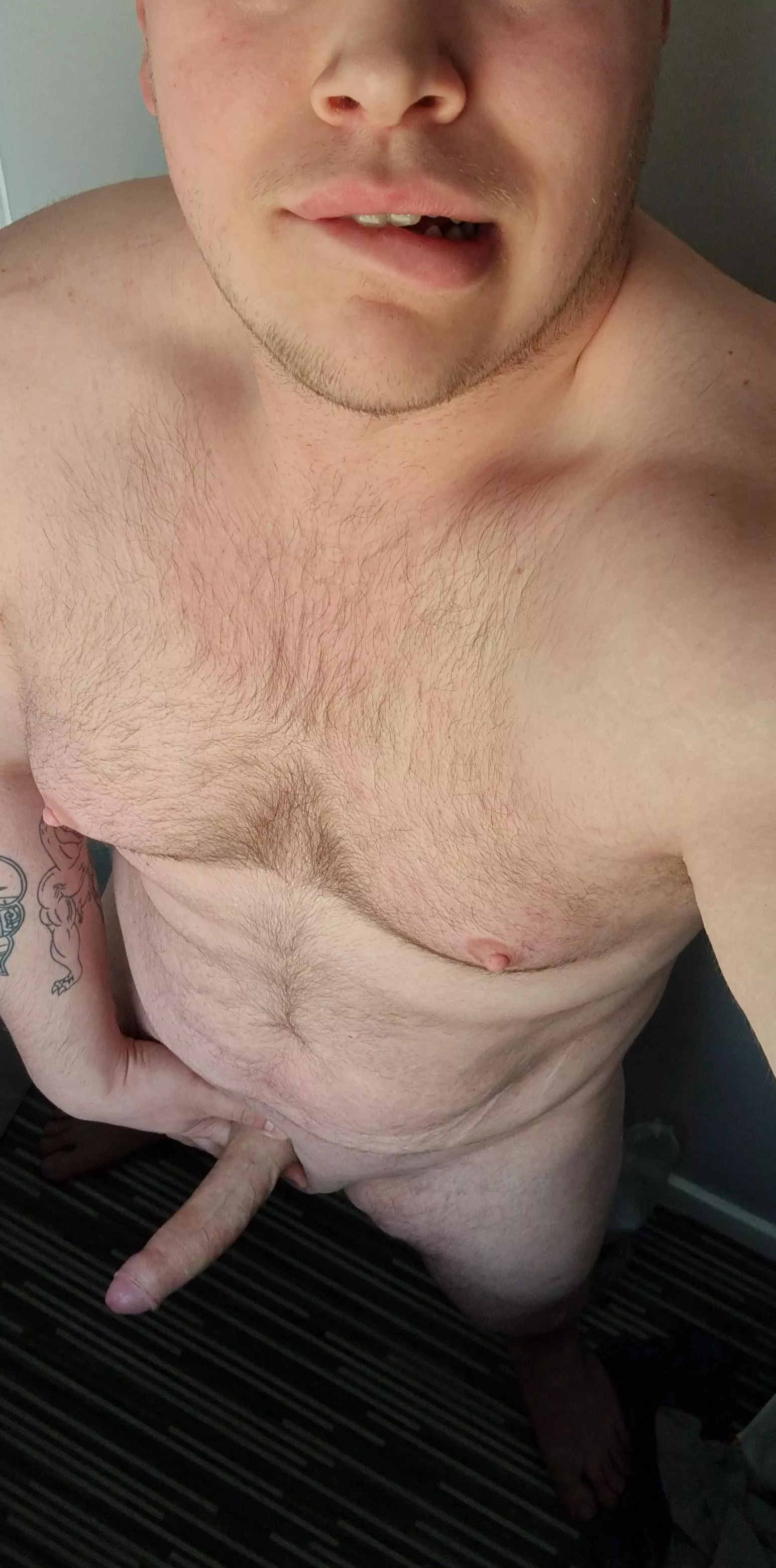 Im back home and already hard who's coming to play? [M29]