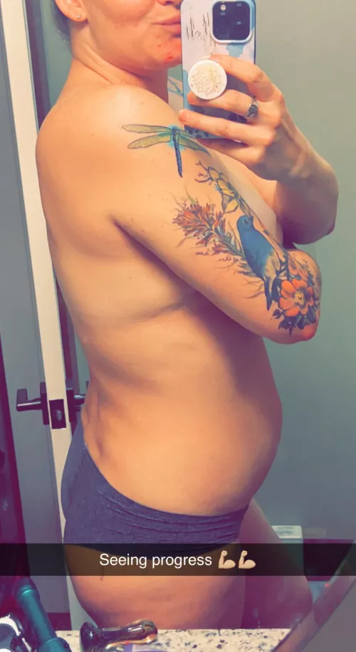 😈 I’m gonna sit here and smoke in my underwear. Come blaze with me. 😮‍💨