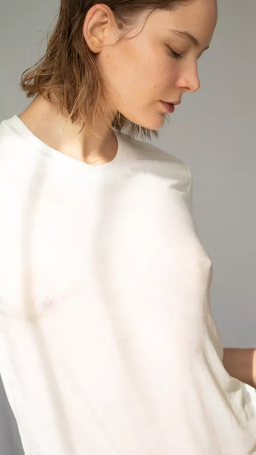 I’m having a wet t shirt contest with myself