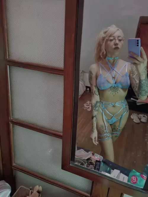 I'm inlove with this baby blue set 🦋