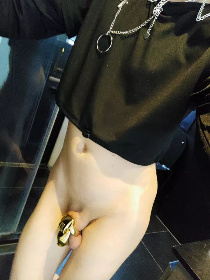 im never unlocking from this cage ever again😳🥰