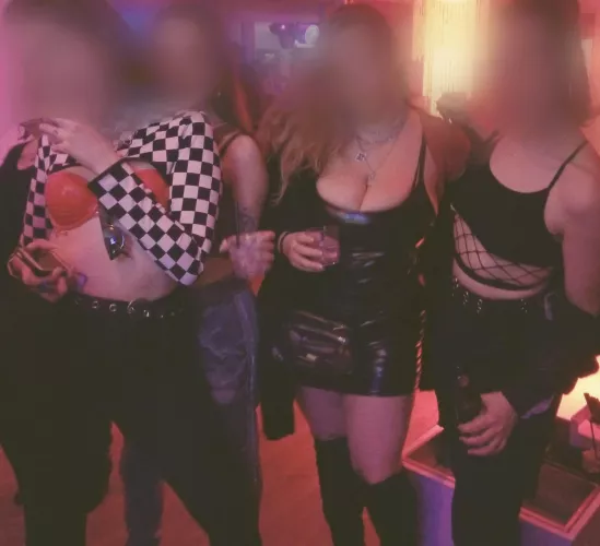 I’m on the far right. Would a boob job make me more attractive?