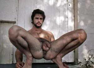 I’m pretty sure this image of Bill Cable has been shared here before. But I don’t think anyone will mind seeing it again.