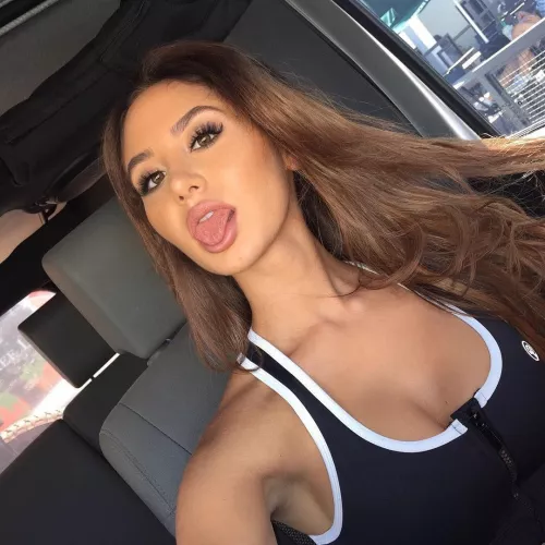 [image] I can’t help but flirt with my husbands muscular college friend 😈🖤