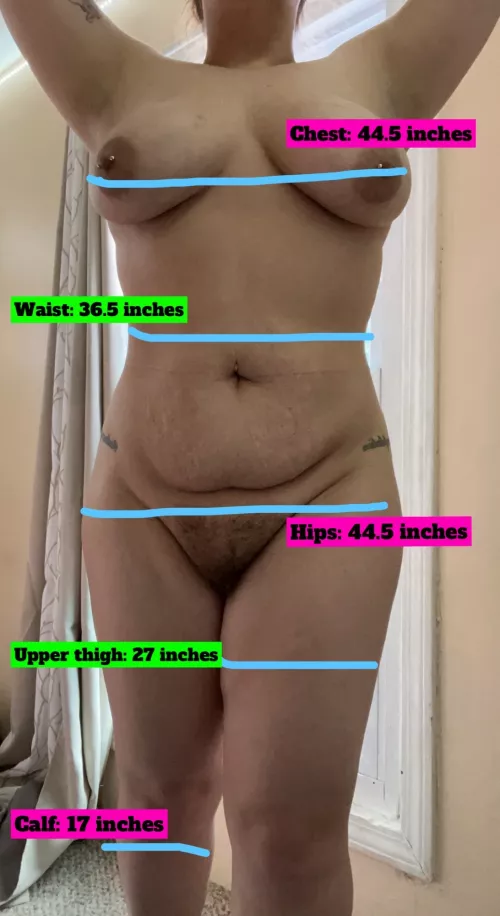 In case you were wondering what an hourglass figure looks like 💕