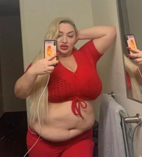 inbox me if you want to fat chat 😂😂🐄 don't tell my husband