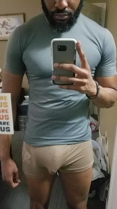 Is it me or does it get harder to hide your bulge when it gets warmer?