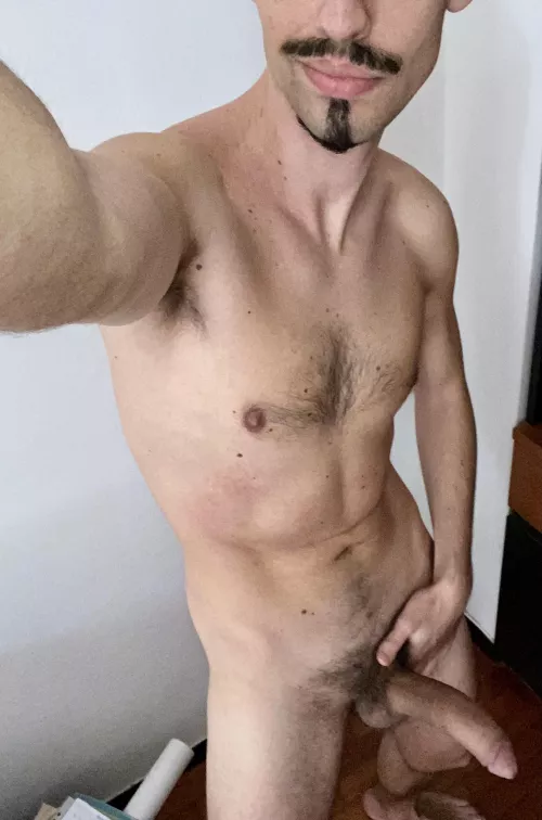 Italian BWC ready for some fun 😏