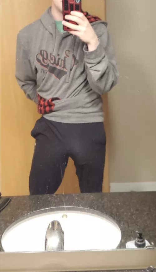 It's always a risk when I wear non-rigid pants in public 😅 would this be too distracting? ❤️