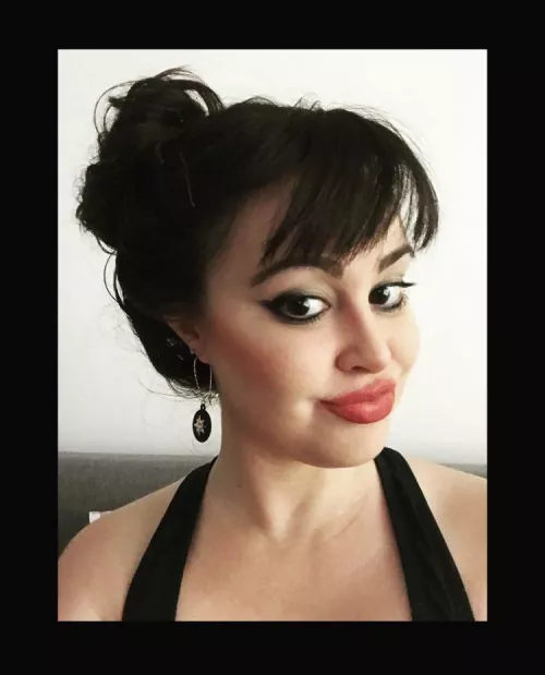 It’s my first time posting here. I cut my own bangs today :)