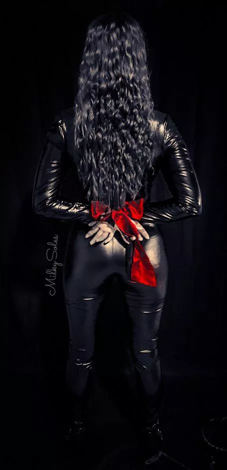 I’ve been a bad bad girl ❤️🖤