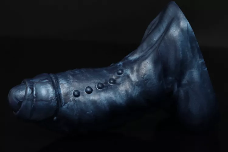 Just getting back into BD, regrowing a collection and unluckily (for my wallet) stumbled on a drop with this beautiful Flint!