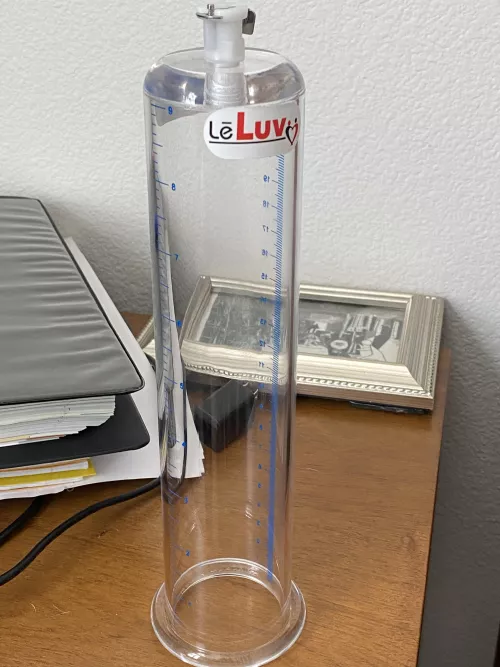 Just got my first penis pump! ☺️ I’m super excited to start my pumping journey!