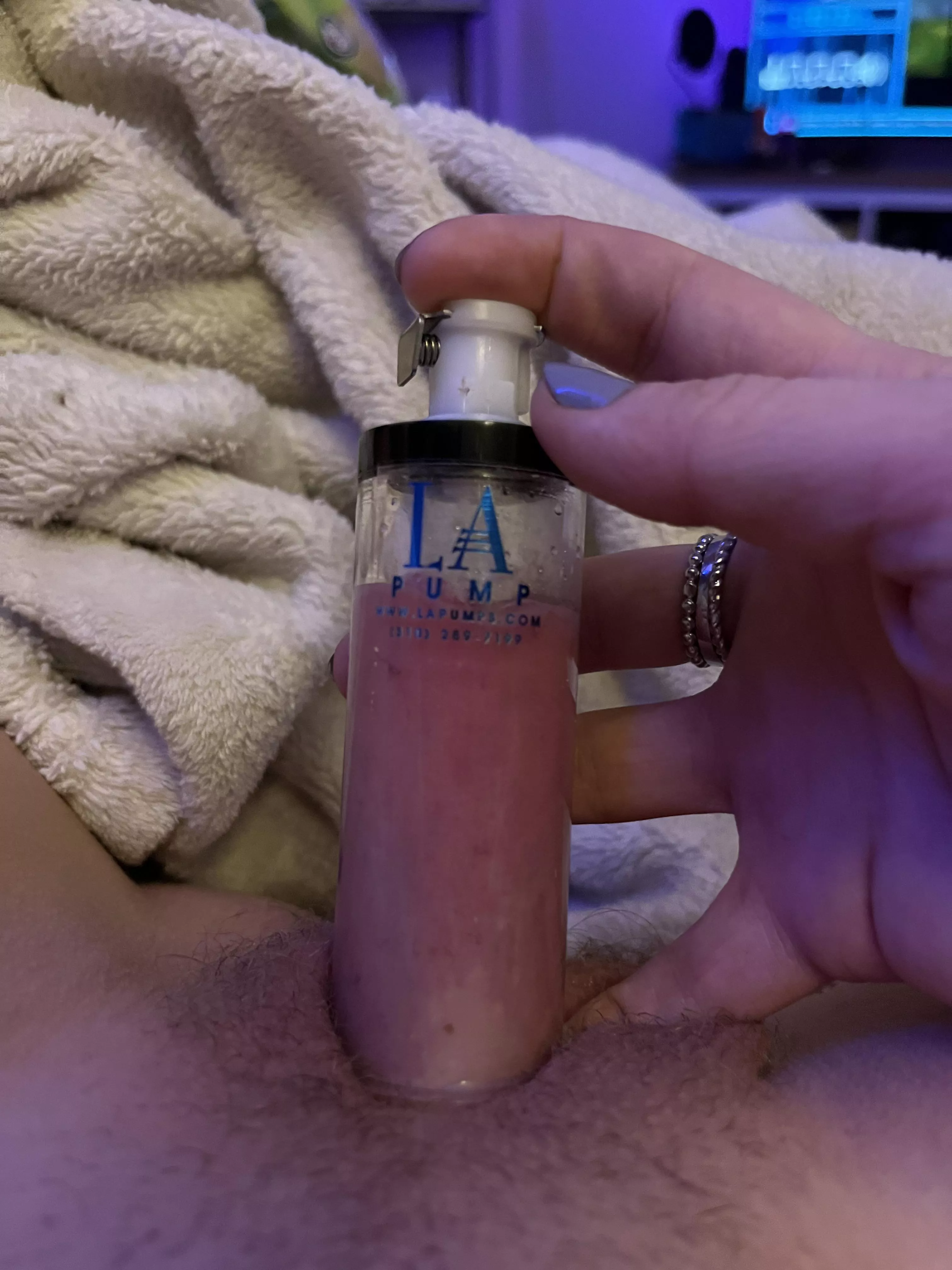 just jacked this beauty to completion in the pump for the first time 🤪🥵 what got me there was thinking about how 𝑑𝑒𝑒𝑝 i was and then i lost control