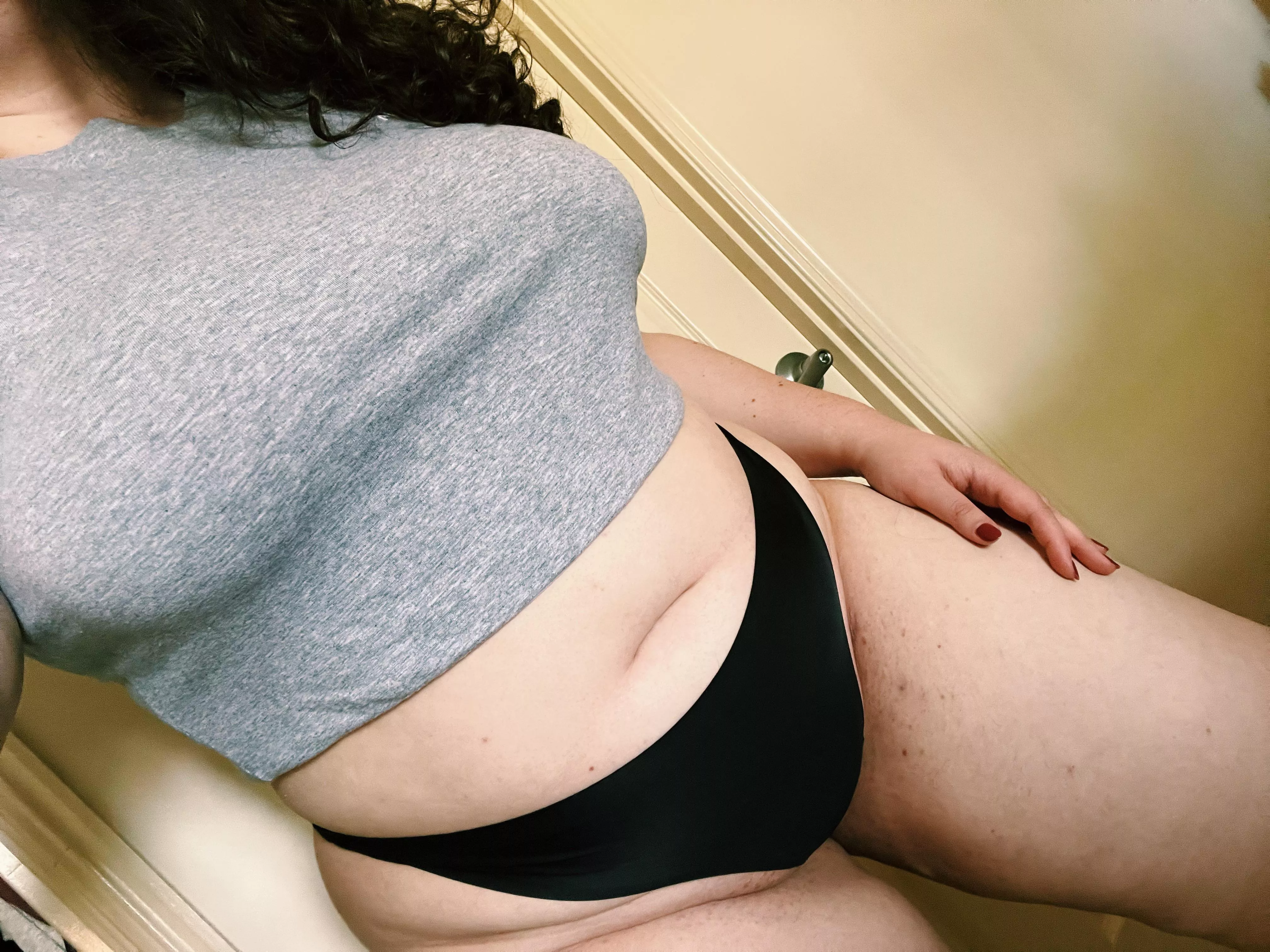 Just my casual lounging around the house get up 🥰😘