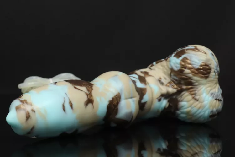 Just snagged this beauty from the inventory 🖤 it's a m/m diego with a tube