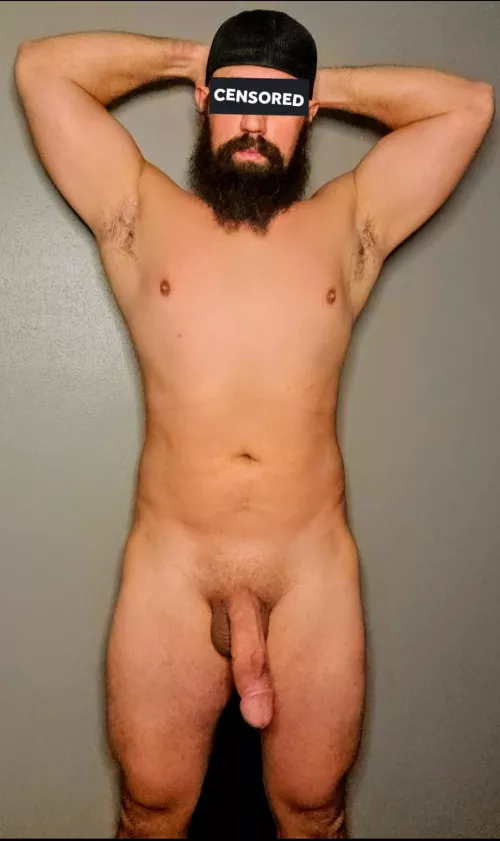 Just stopped by to show off my Beard and Boner!