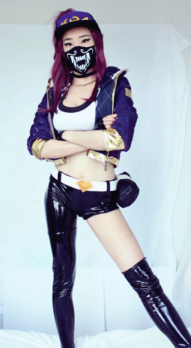 KDA Akali Cosplay by celinechats KDA Akali Cosplay by celinechats